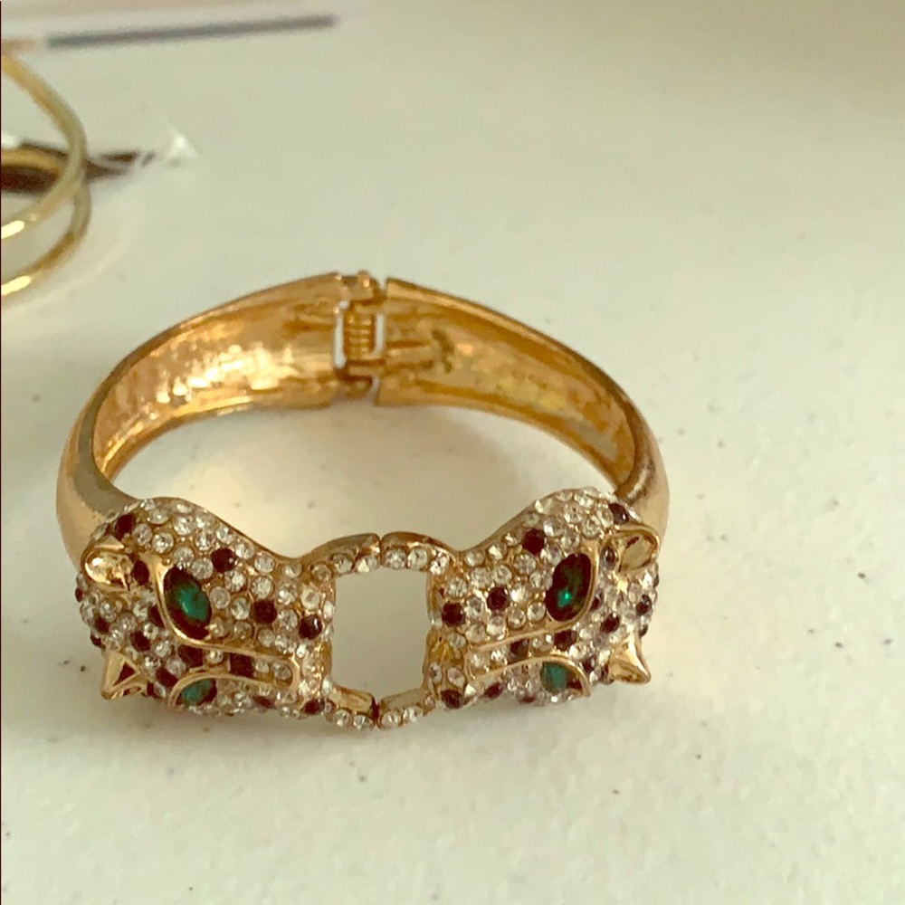 Gold bracelet